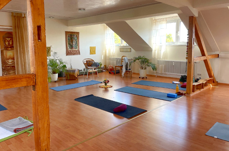 GLÜCK YOGA - Yoga-Fortbildungen, Workshops und Yoga für Firmen